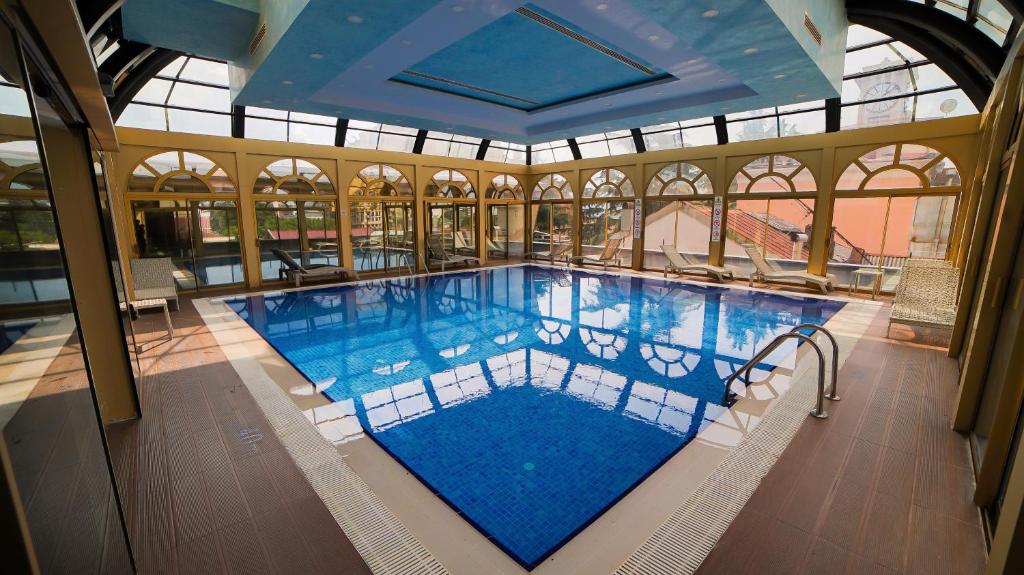 Wyndham Batumi-2